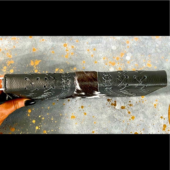 NWOT Genuine Cowhide Leather Black & White Zip Wallet/Wristlet - Picture 11 of 15